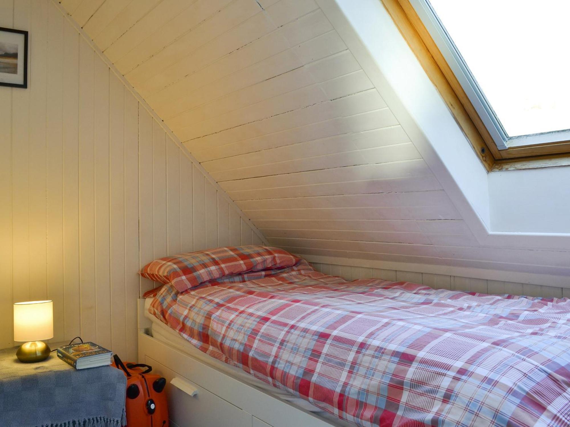 Shore Cottage Arnisdale Exterior foto